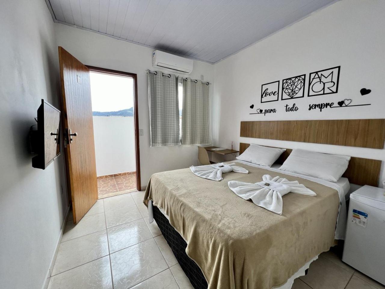 Suites Com Vista Para O Mar No Marinas - Mirante Do Marinas 安格拉杜斯雷斯 外观 照片